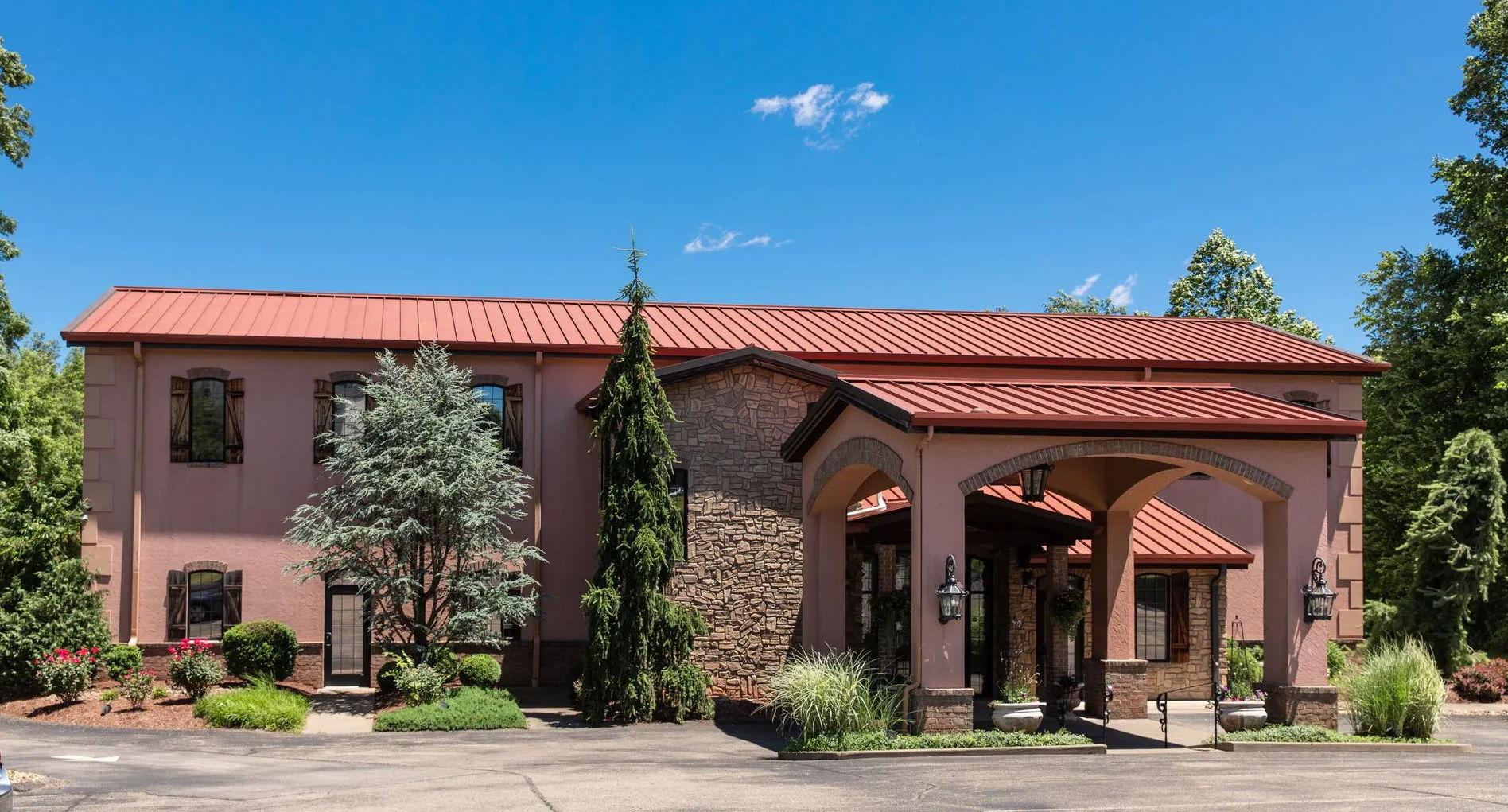 The Wedding Website of Ashley Cunningham and Garrett Dhans