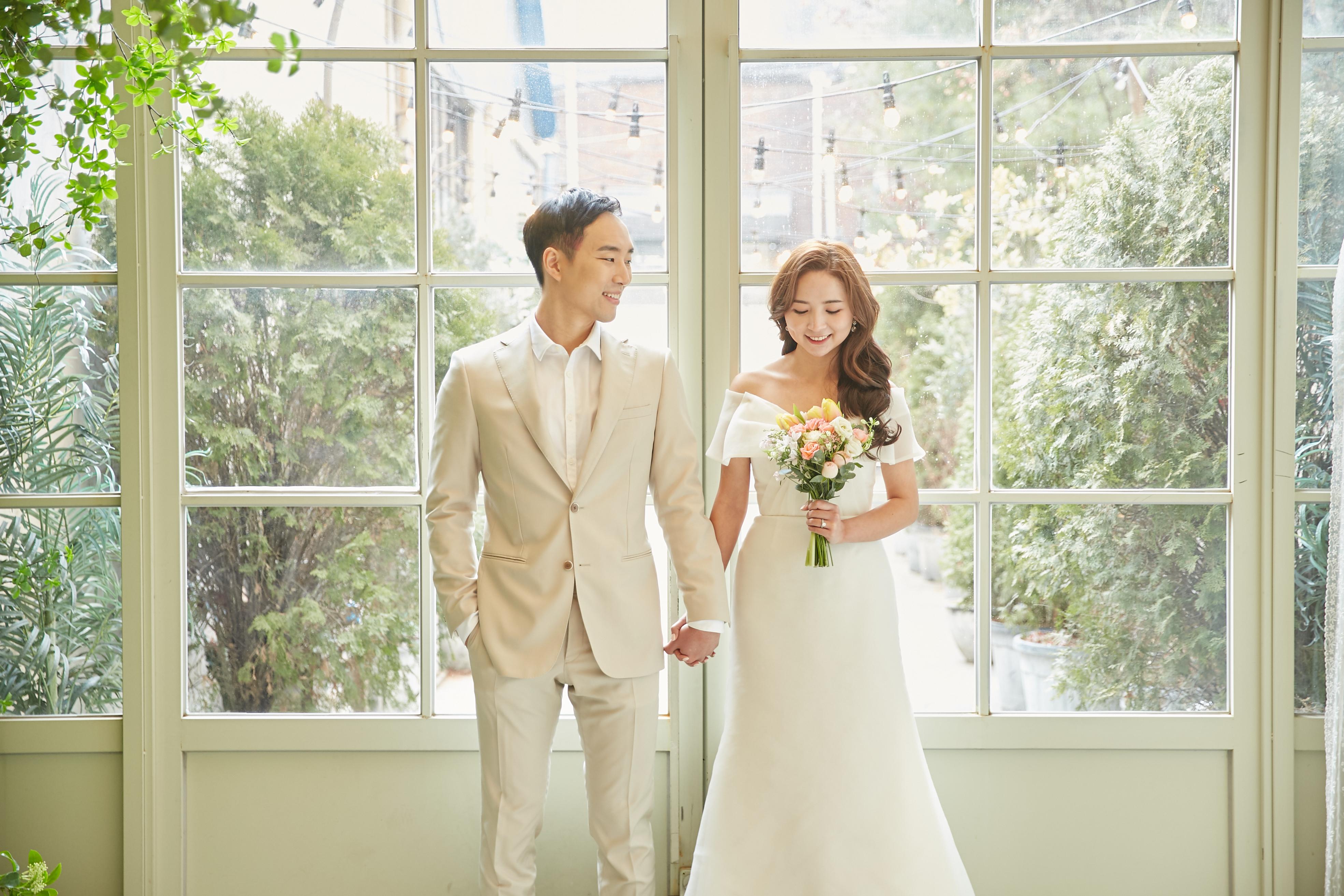 The Wedding Website of Thuy Nga Truong and Sung Yeul Kim
