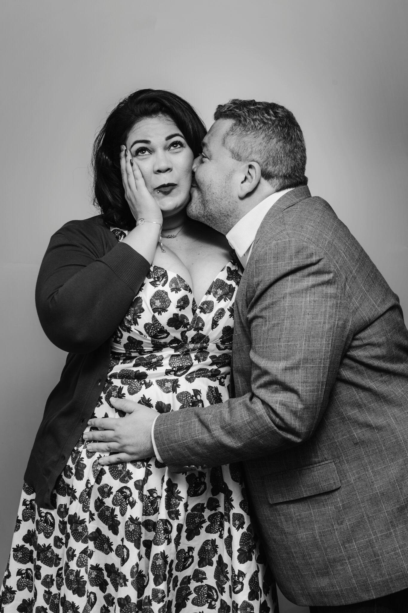 The Wedding Website of Amanda Griffin and Raul Delacruz
