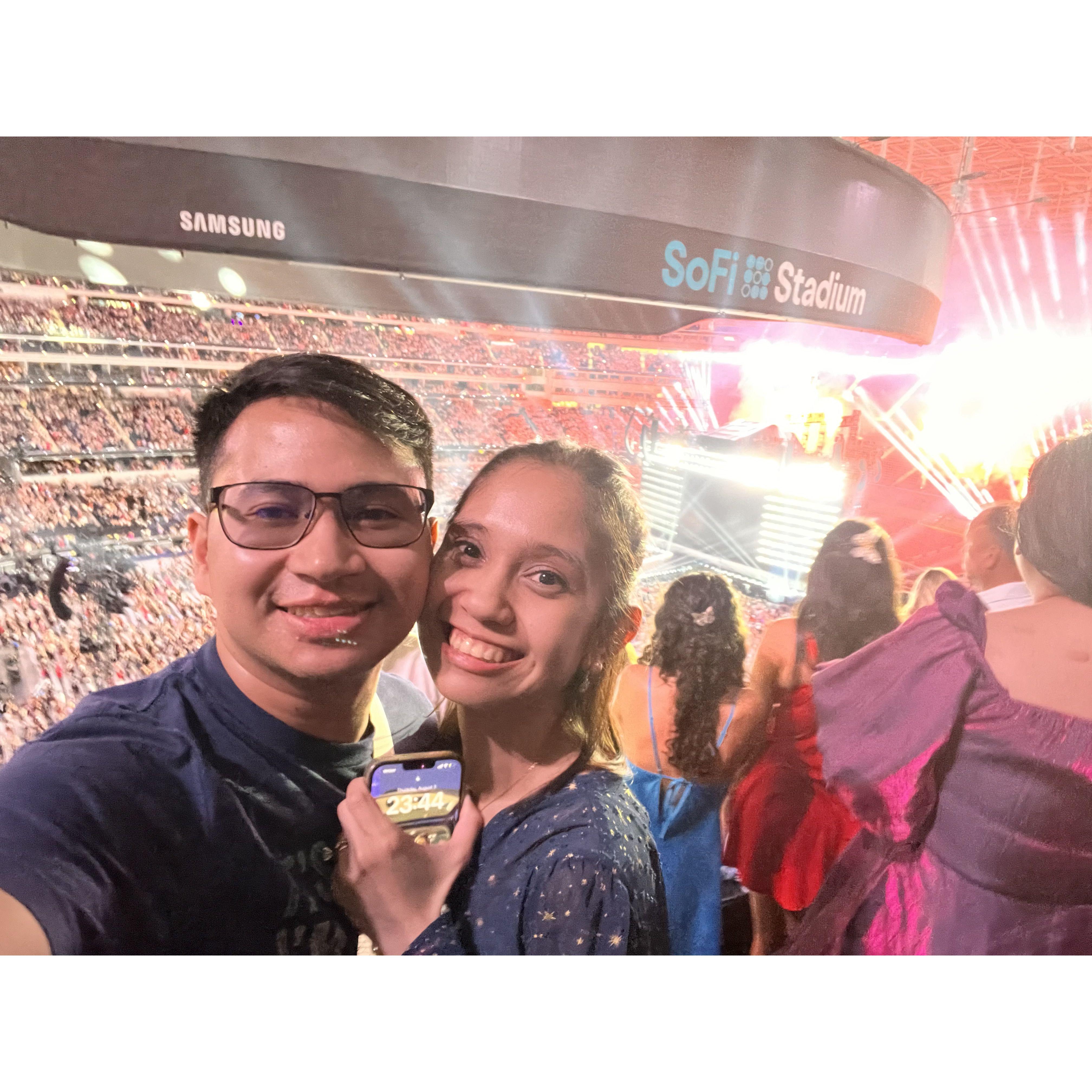 Our second concert together! Josheff is influencing Kim to be a kpop fan and Kim is influencing Josheff to be a Swiftie.

One thing is for sure, we both appreciate good talents and pretty faces!!