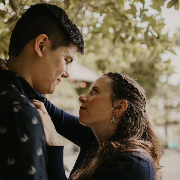 Engagement Photos with Shannon Velie at Rockledge Gardens!