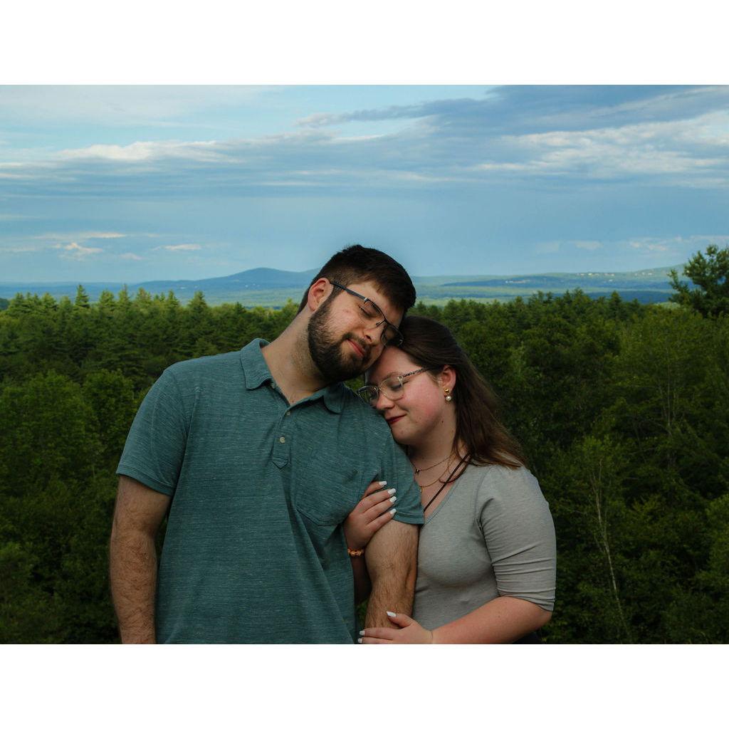 Engagement shoot on Crotched Mountain (Cooper Redmond/Antrim Photography)