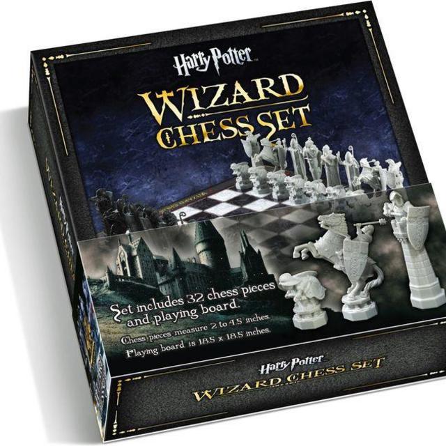 Harry Potter Wizard Chess Set