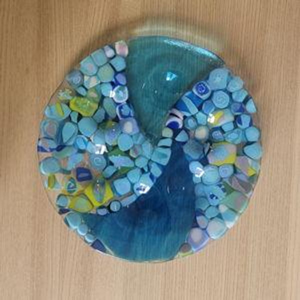 Glass seder plate