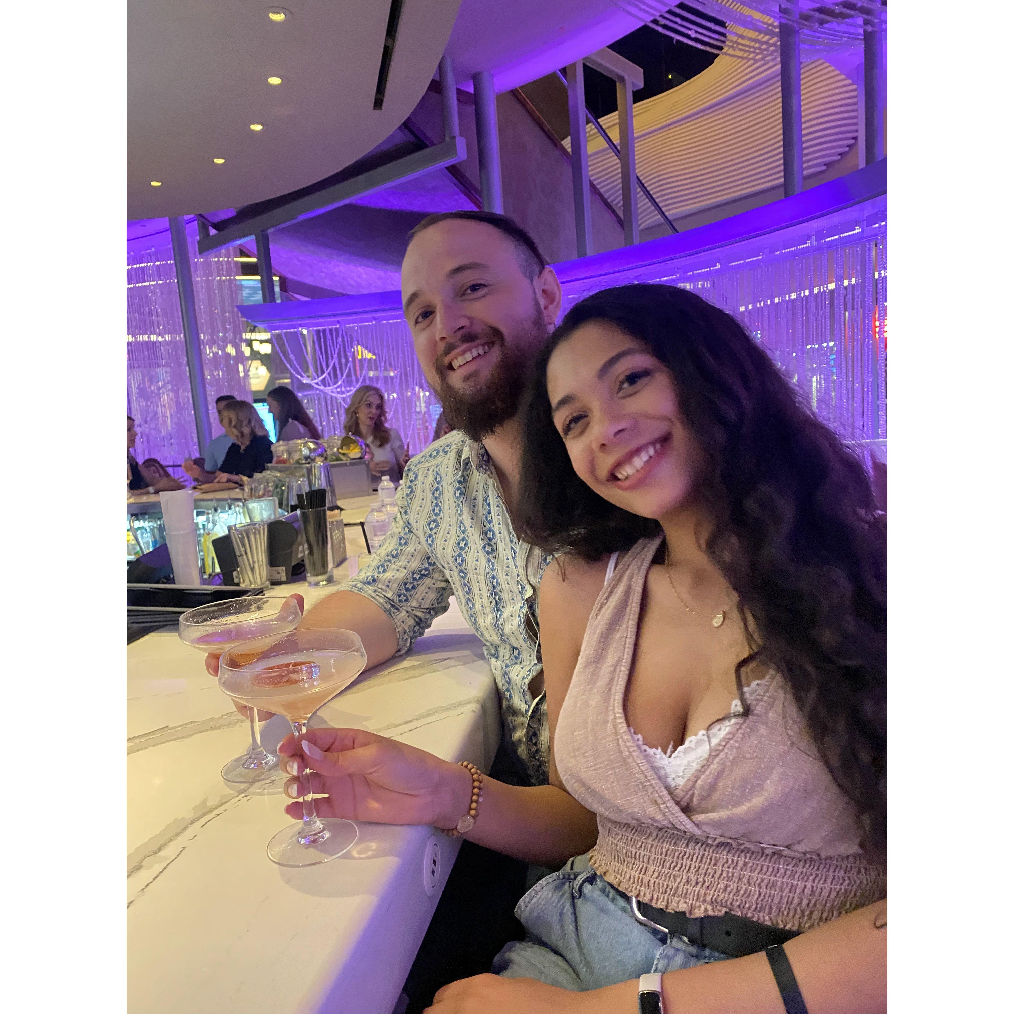 Chandelier Bar in Vegas (June 2023)