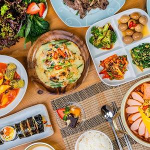 Honeymoon Activity: Korean Cooking Class