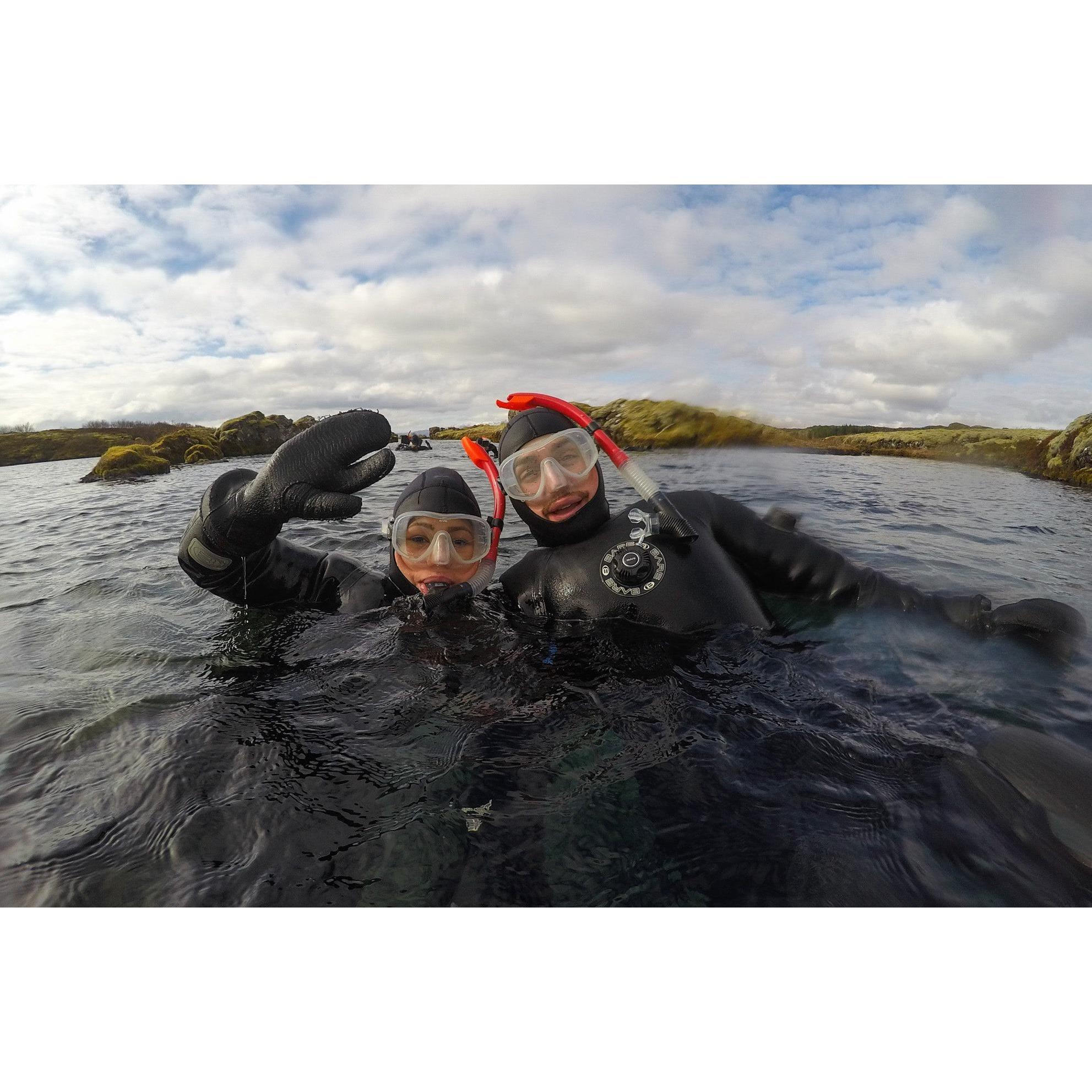 Between two tectonic plates from two different continents! Iceland 2019