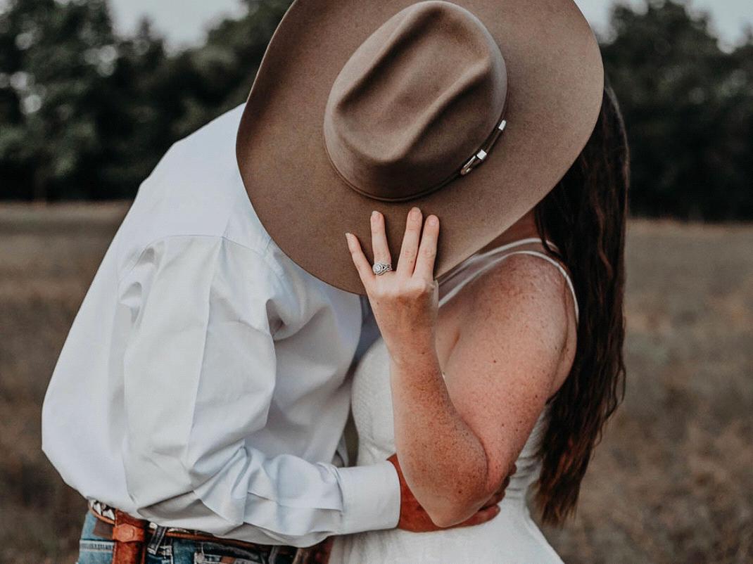 The Wedding Website of Shelby Cannon and Justin Griffin