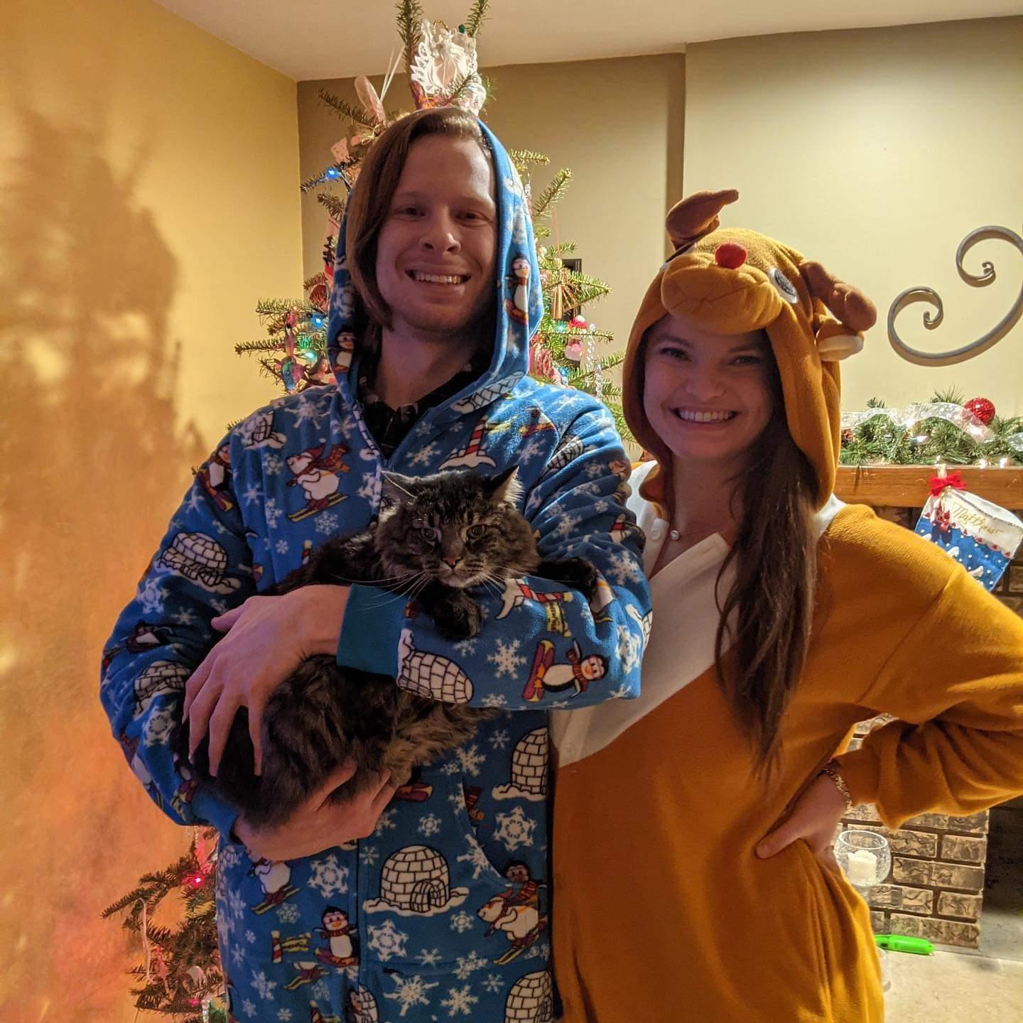 Trips home to Chicago for Christmas! Feat. Finn!