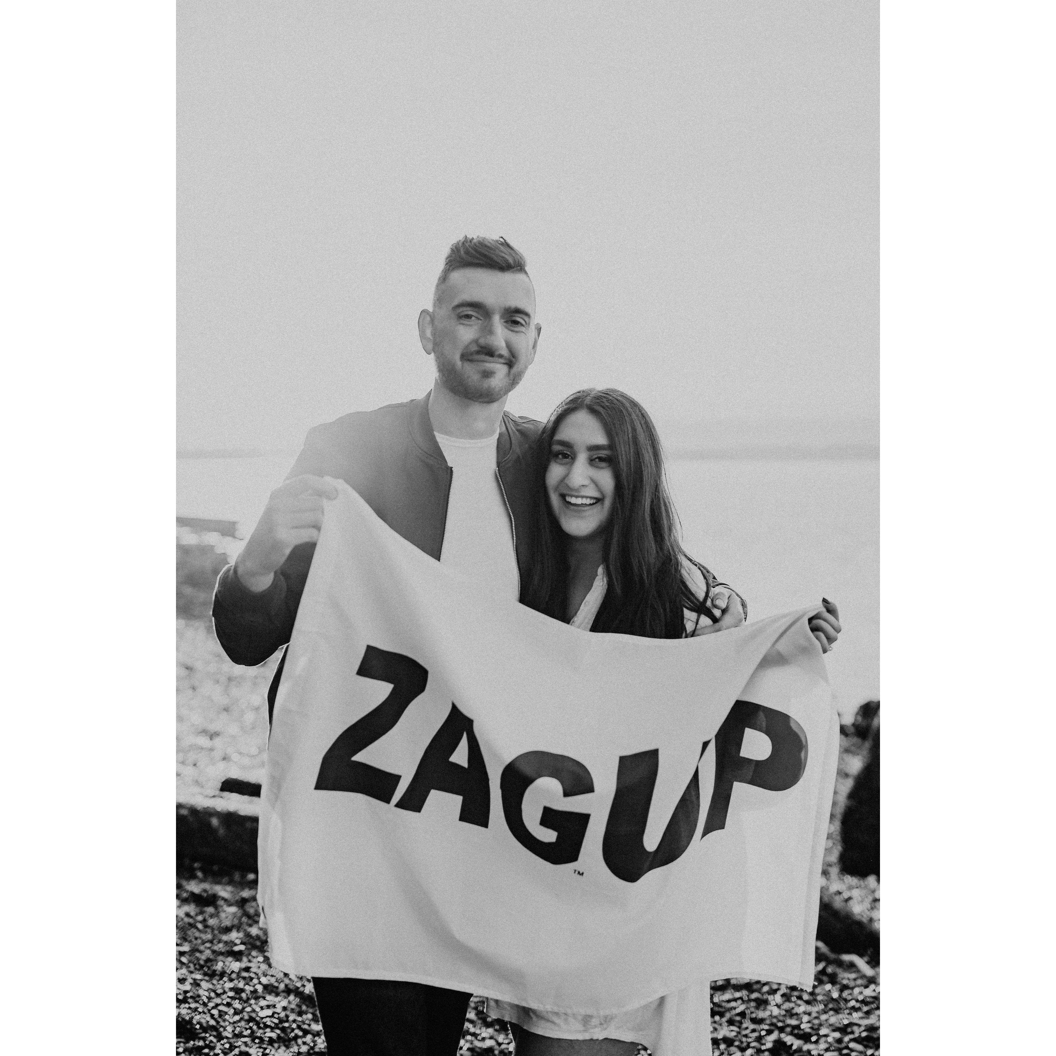 GO ZAGS!! Engagement Photos by carleyjayne photography in Gig Harbor, WA.