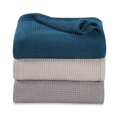 Kenneth Cole Reaction Home Waffle King Blanket in Navy