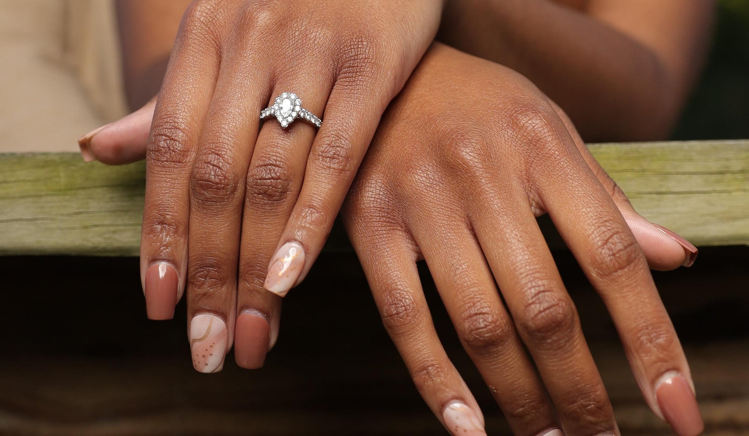 The Wedding Website of Danielle Mitchell and Gregory Thompson