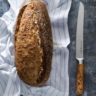 Oliva Elite Scalloped Bread Knife