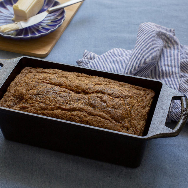 Lodge, Cast Iron Loaf Pan | Zola