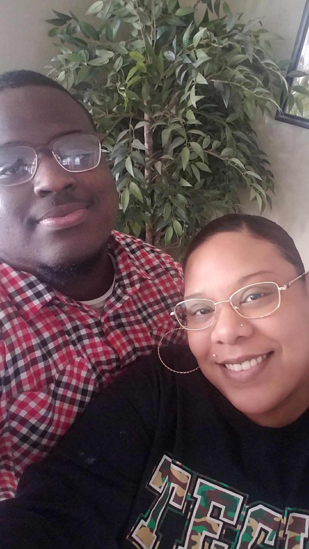 The Wedding Website of Teri Manahan and Sedrick Johnson