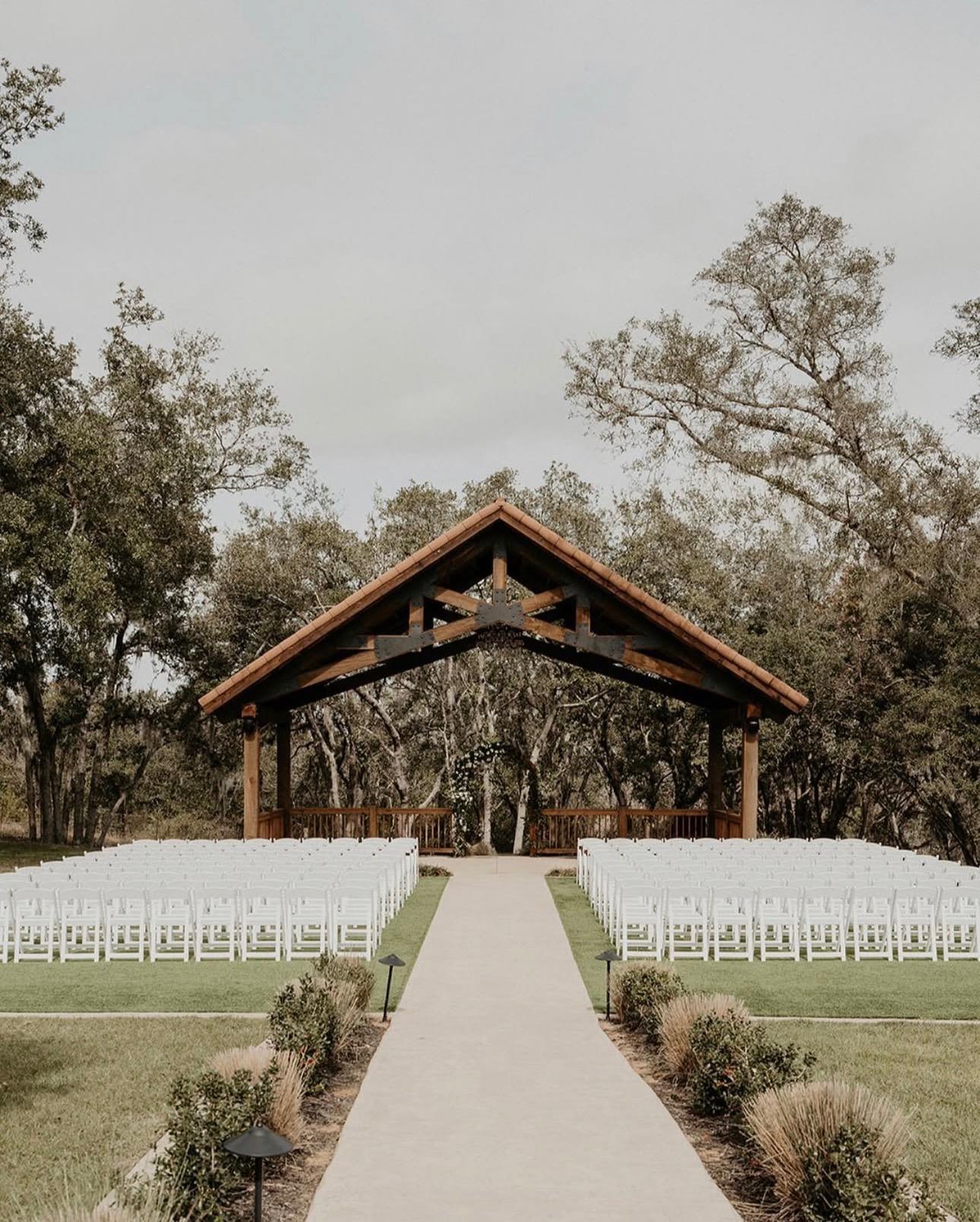 The Wedding Website of Freeston Smith and Jazmyn Reyes