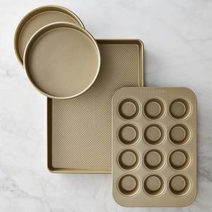 Williams Sonoma Goldtouch® Nonstick 4-Piece Bakeware Set