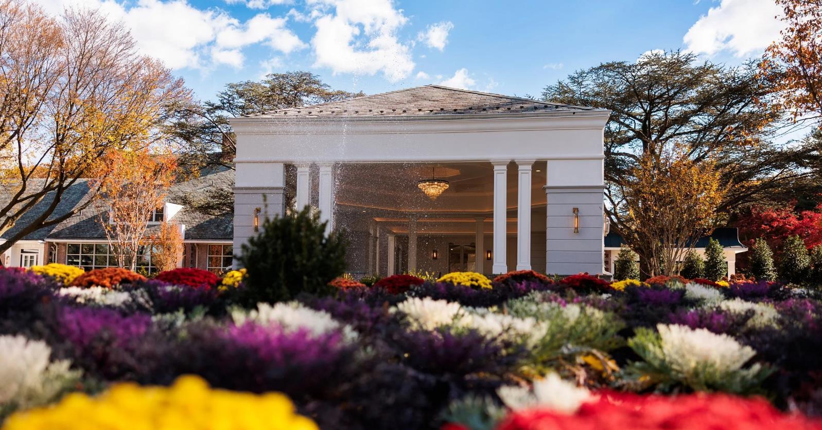 The Wedding Website of Lauren Burke and Justin Barreto