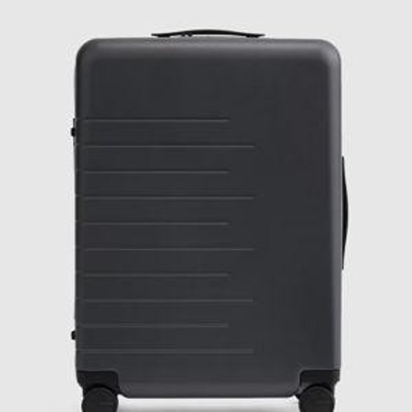 Expandable Medium Check-In Suitcase - Black