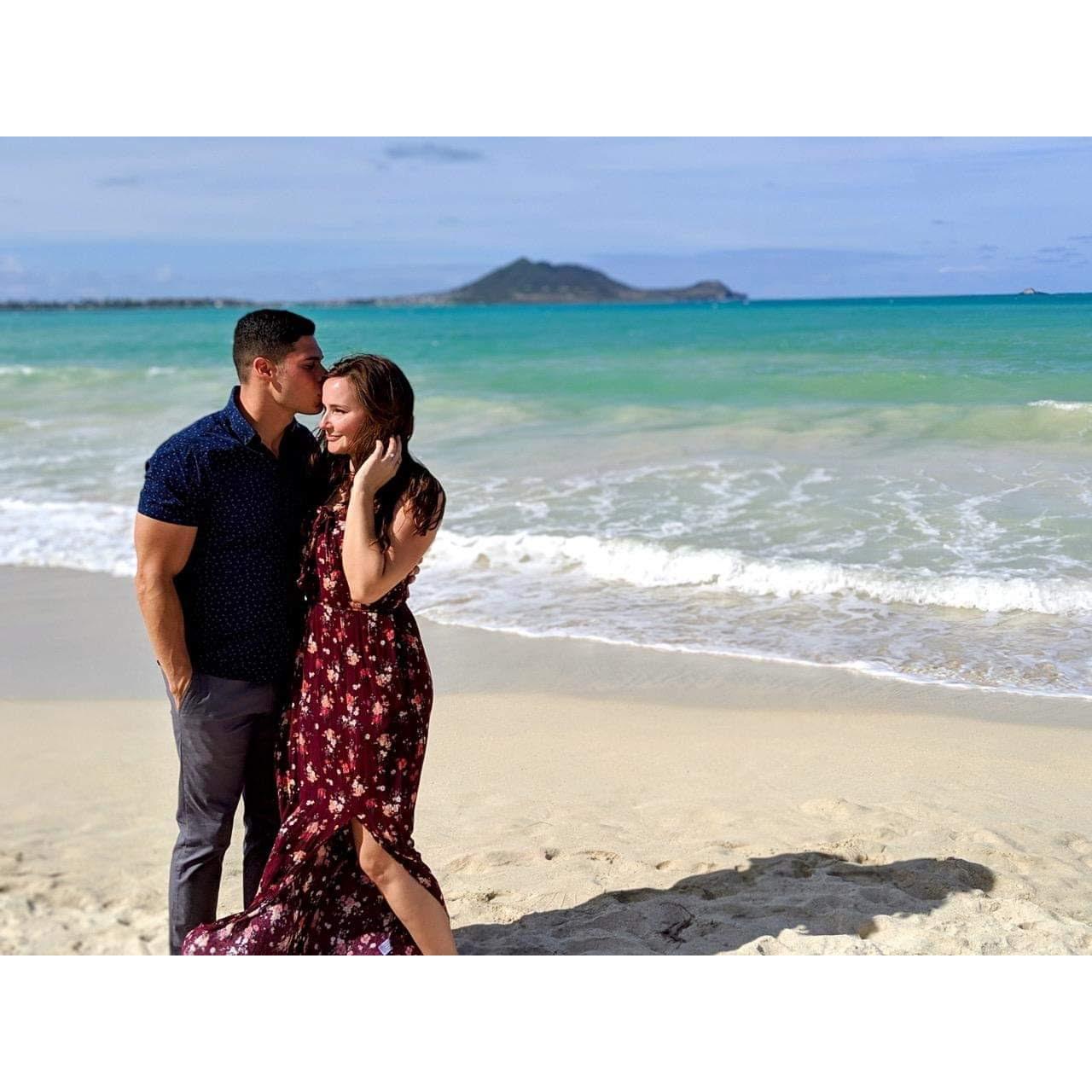 Engagement day photos in Hawaii.