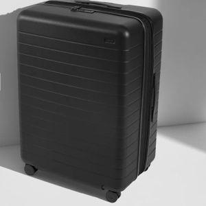 Away Explorer Essentials 2-Piece Luggage Bundle - Jet Black