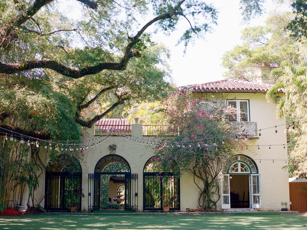 The Wedding Website of Sarah Brill and Zachary Carletti