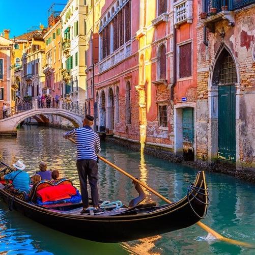 Honeymoon experience - Gondola Ride