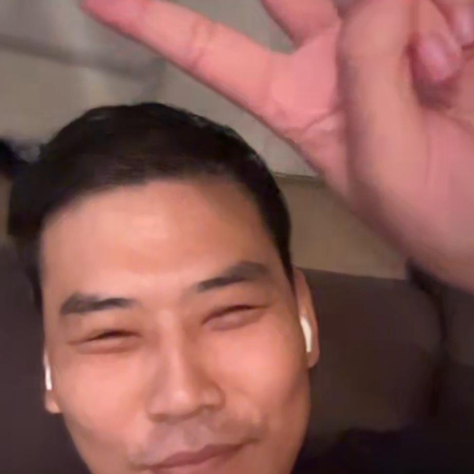 FaceTiming in different time zones whenever could while Jess traveled for work!