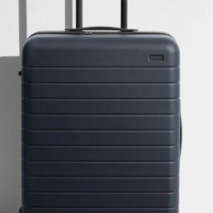 The Medium Caryon in Navy Blue | Away