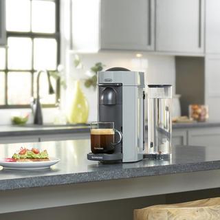 VertuoPlus Espresso & Coffee Machine Bundle