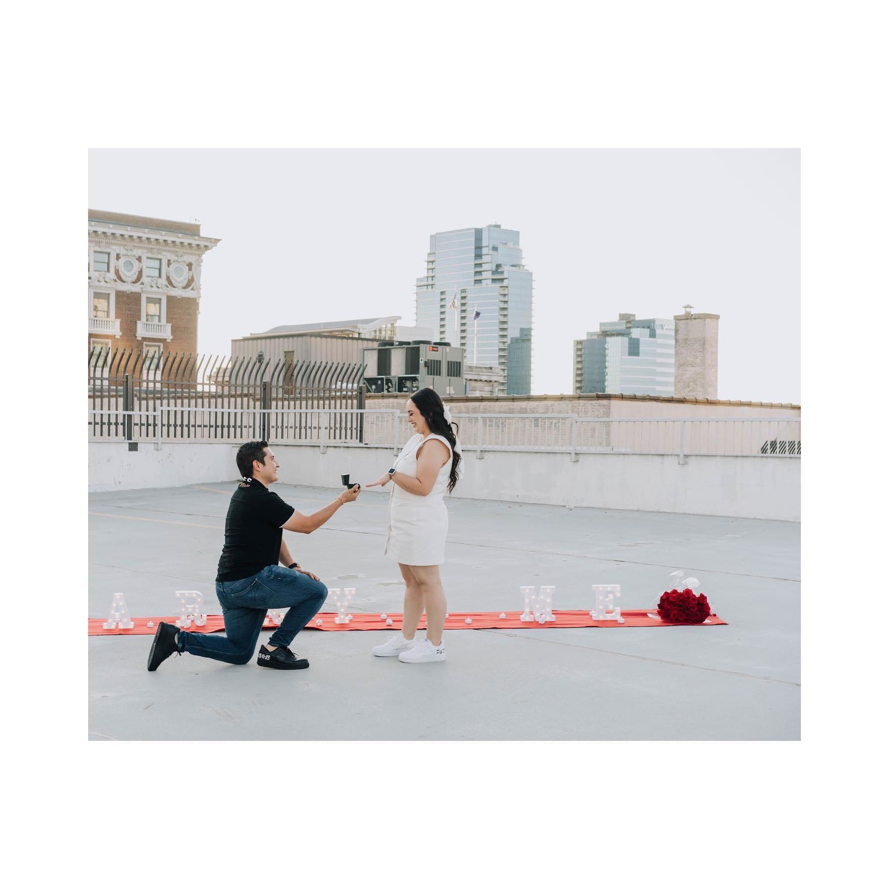 "Quieres casarte conmigo?