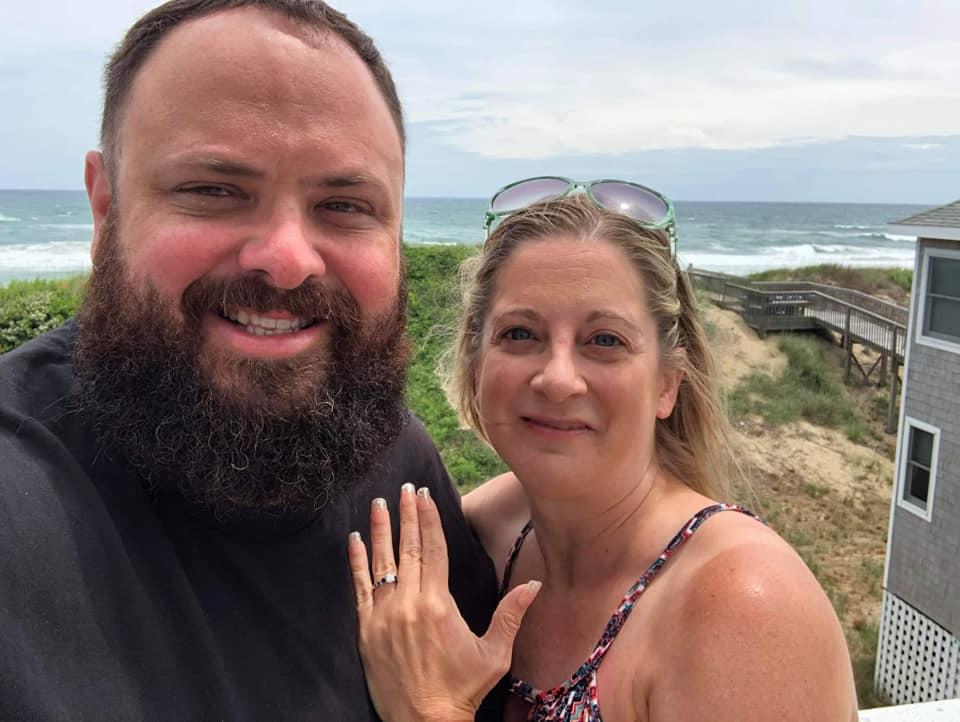 The Wedding Website of Erin Budnik and Bobby Harmon