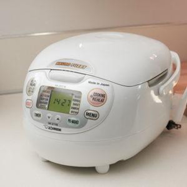 Zojirushi Rice Cooker