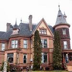 Henderson Castle