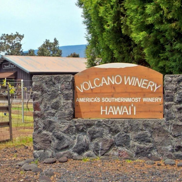 Hilo - Volcano Winery & Tasting