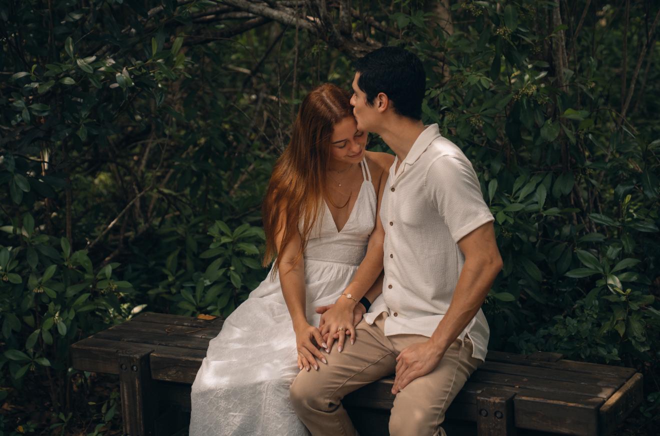The Wedding Website of Rafaella Vidal-Cisneros and Hector Vetencourt