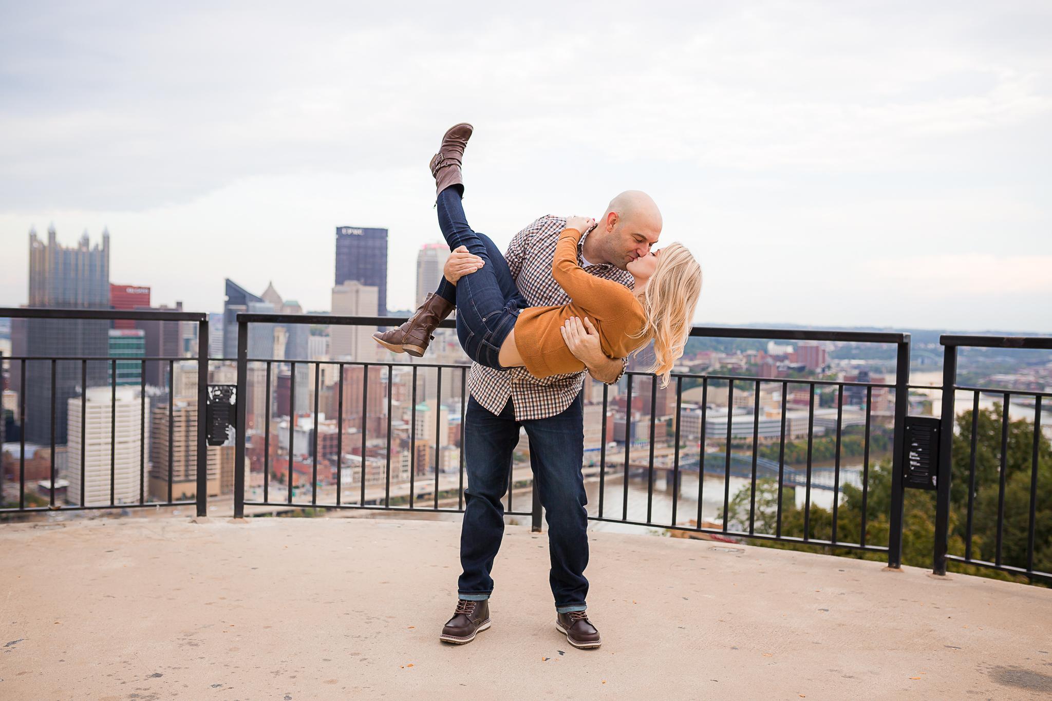 The Wedding Website of Lindsey Steding and Justin Breznik