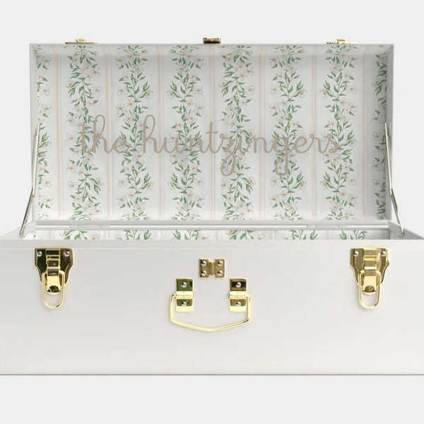 Petite Bridal Trunk