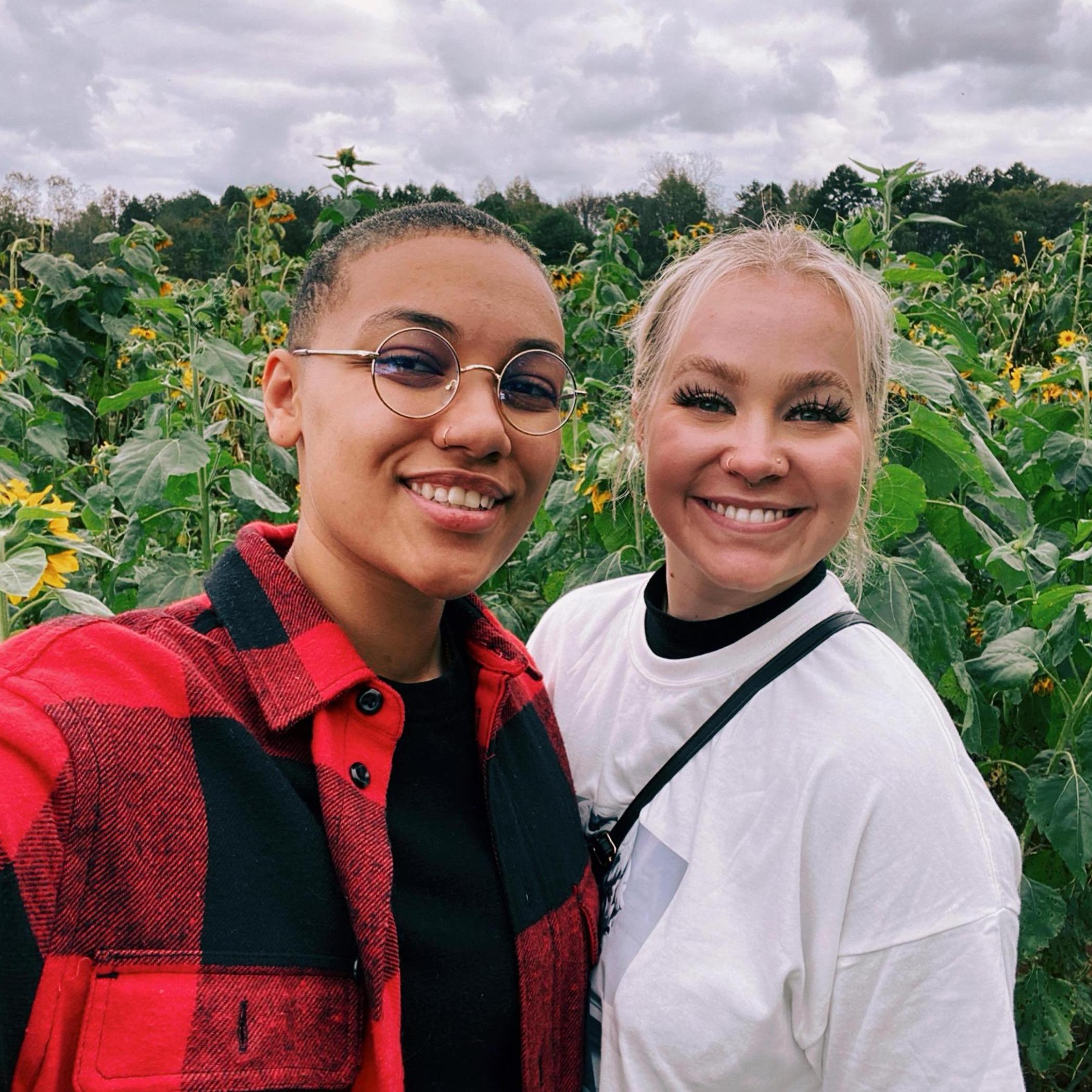 Jay surprised me by taking me to the pumpkin patch and sunflower field, it was such a beautiful day.