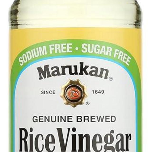 Marukan Genuine Brewed Rice Vinegar, 12 Ounce Glass Bottle (Pack of 1)