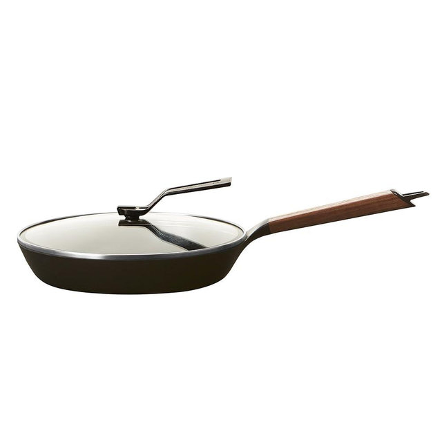 Vermicular Frying Pan with Glass Lid | 26cm (10.2”) | Walnut Wood Handle | Lightweight Enameled Cast Iron Skillet with Non-Toxic Enamel Finish | Induction-compatible | Made in Japan