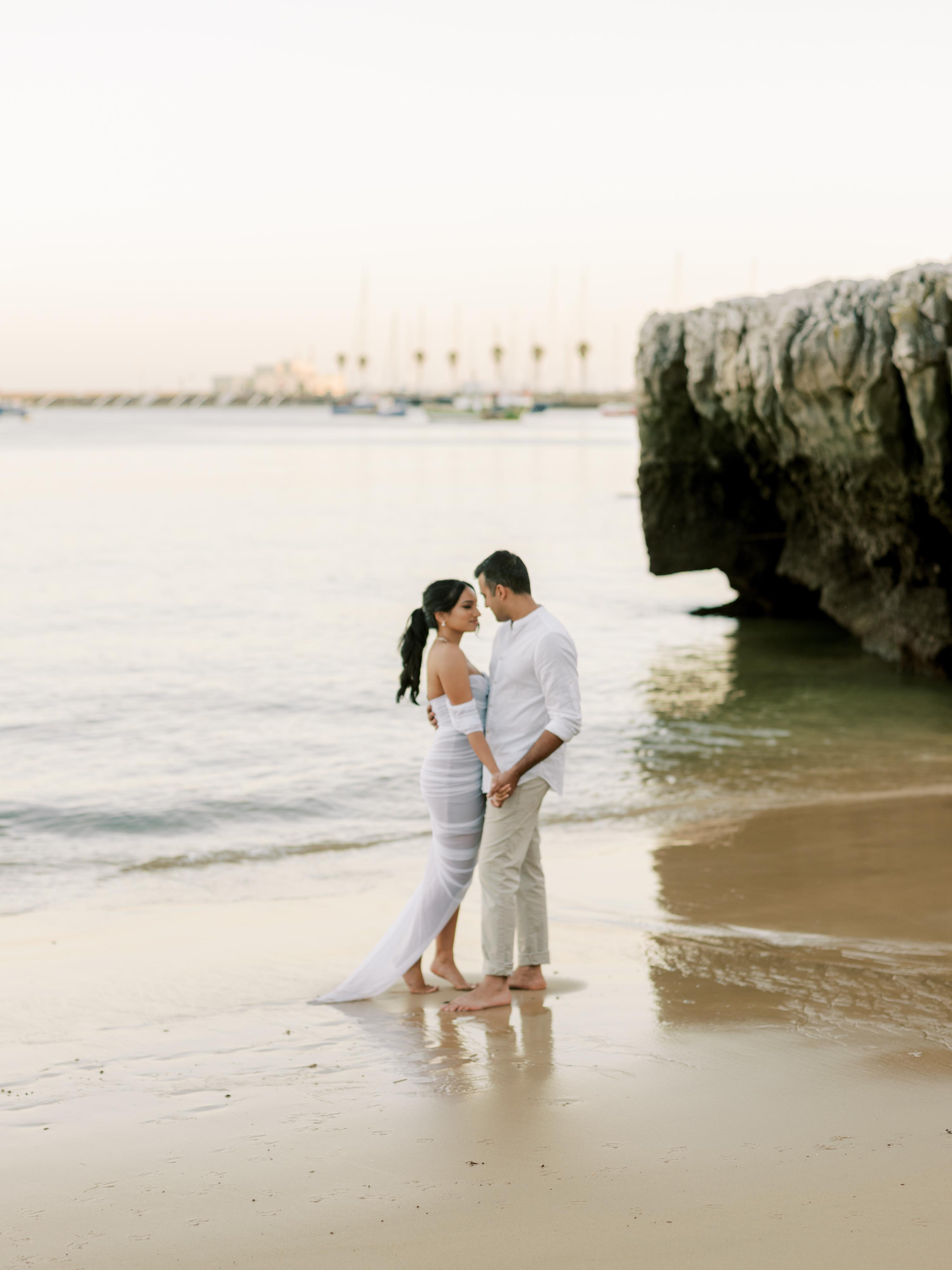 The Wedding Website of Danielle Soares and Anil Soares