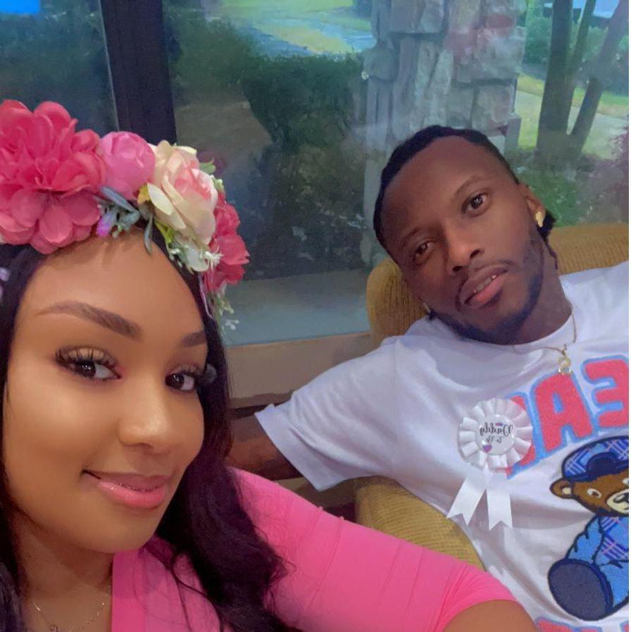 Our gender reveal… It’s a girl 💓