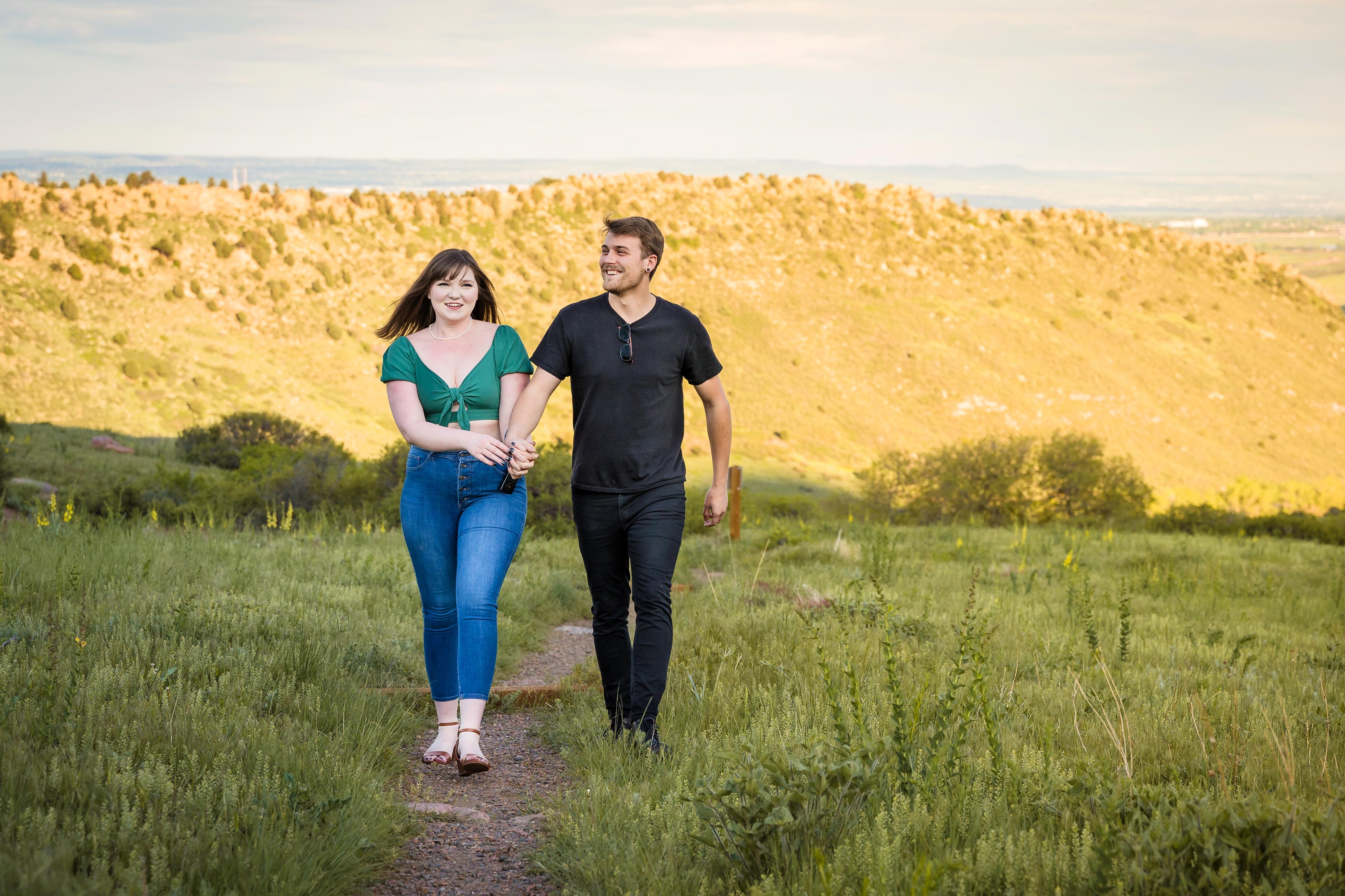 The Wedding Website of Emilee Osgard and Ewan Maxwell