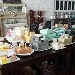 BATHHOUSE Soapery