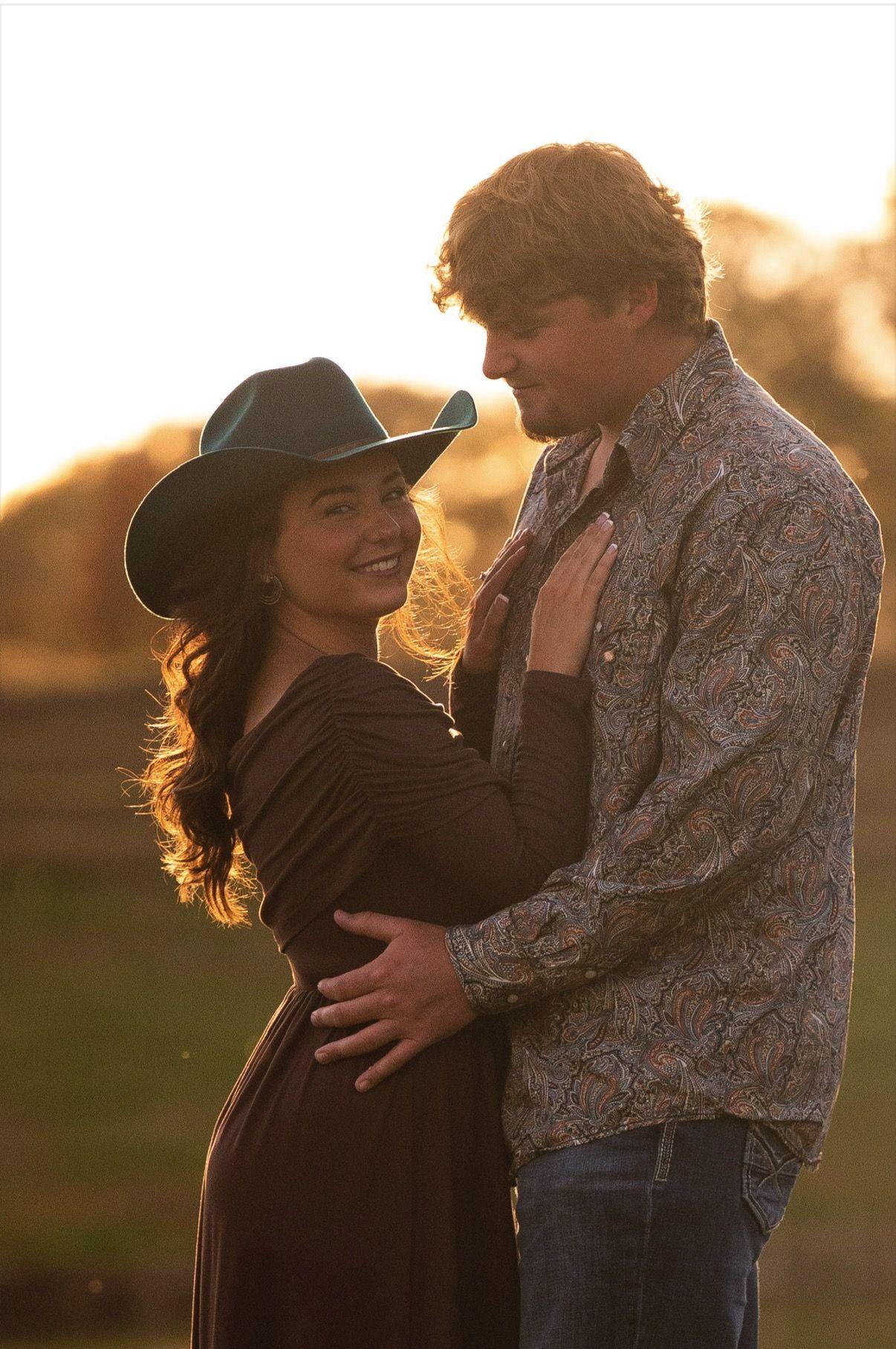The Wedding Website of Dayna Dunker and Luke White