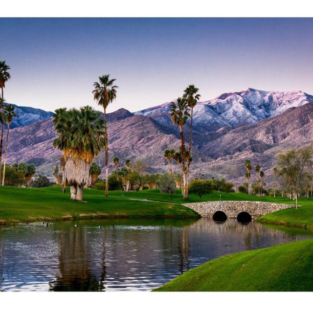 Indian Canyon: 18 Holes