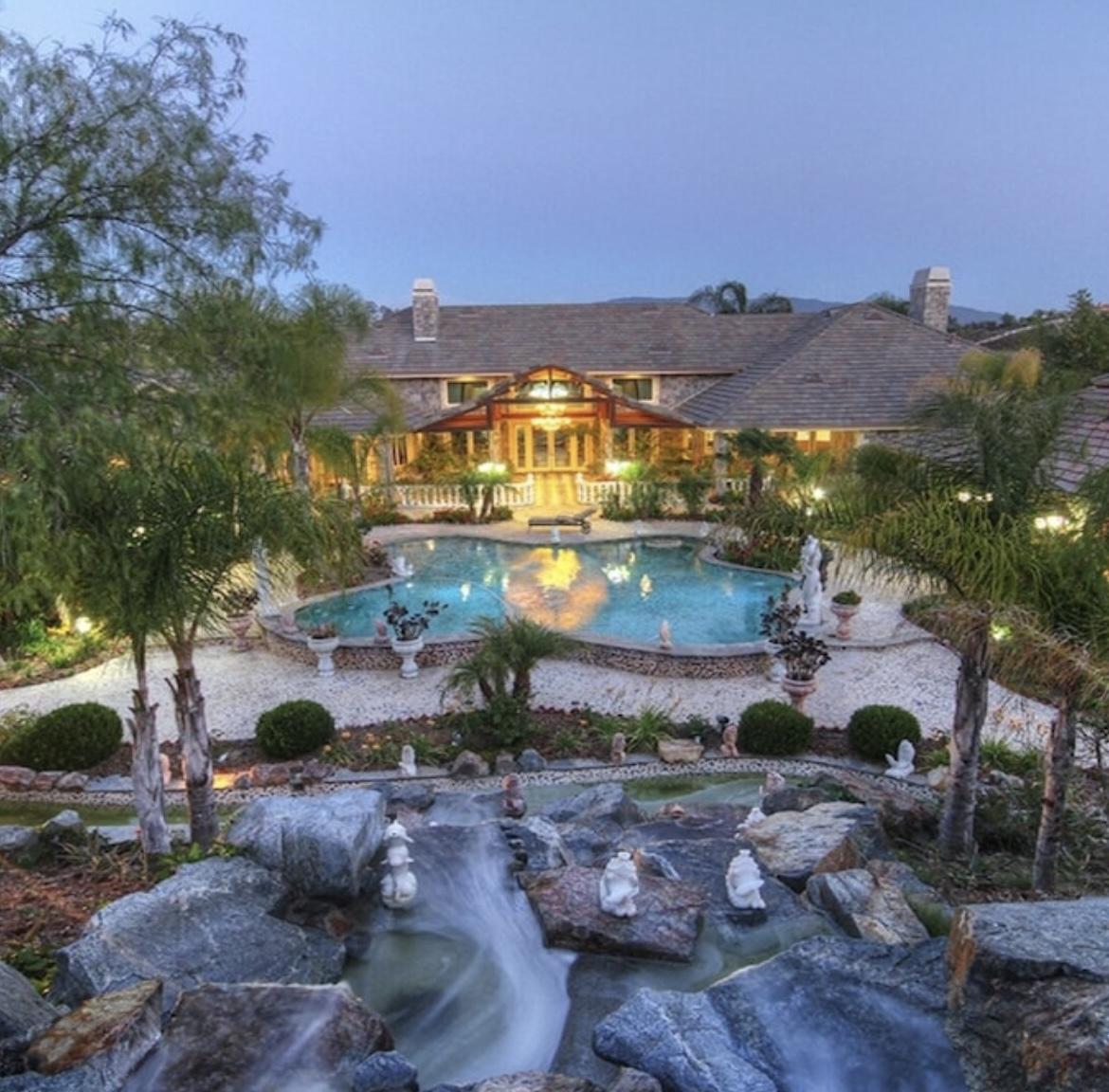 The Wedding Website of Samantha Link and Travis Link