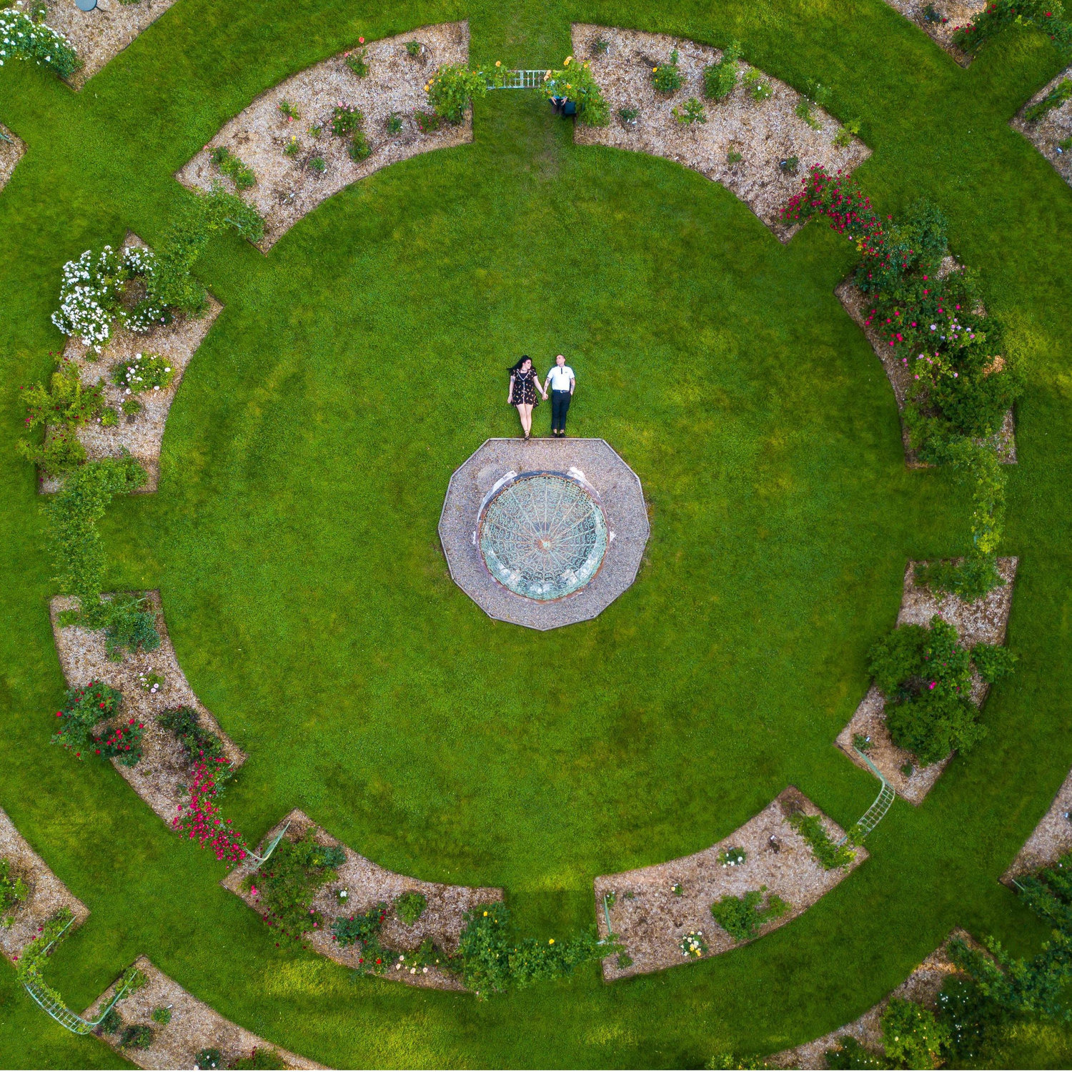 Incredible aerial drone shot at the Lyndhurst Mansion rose garden in Tarrytown NY <3
photo credit: the masterful Jia, at www.frameyourlove.com