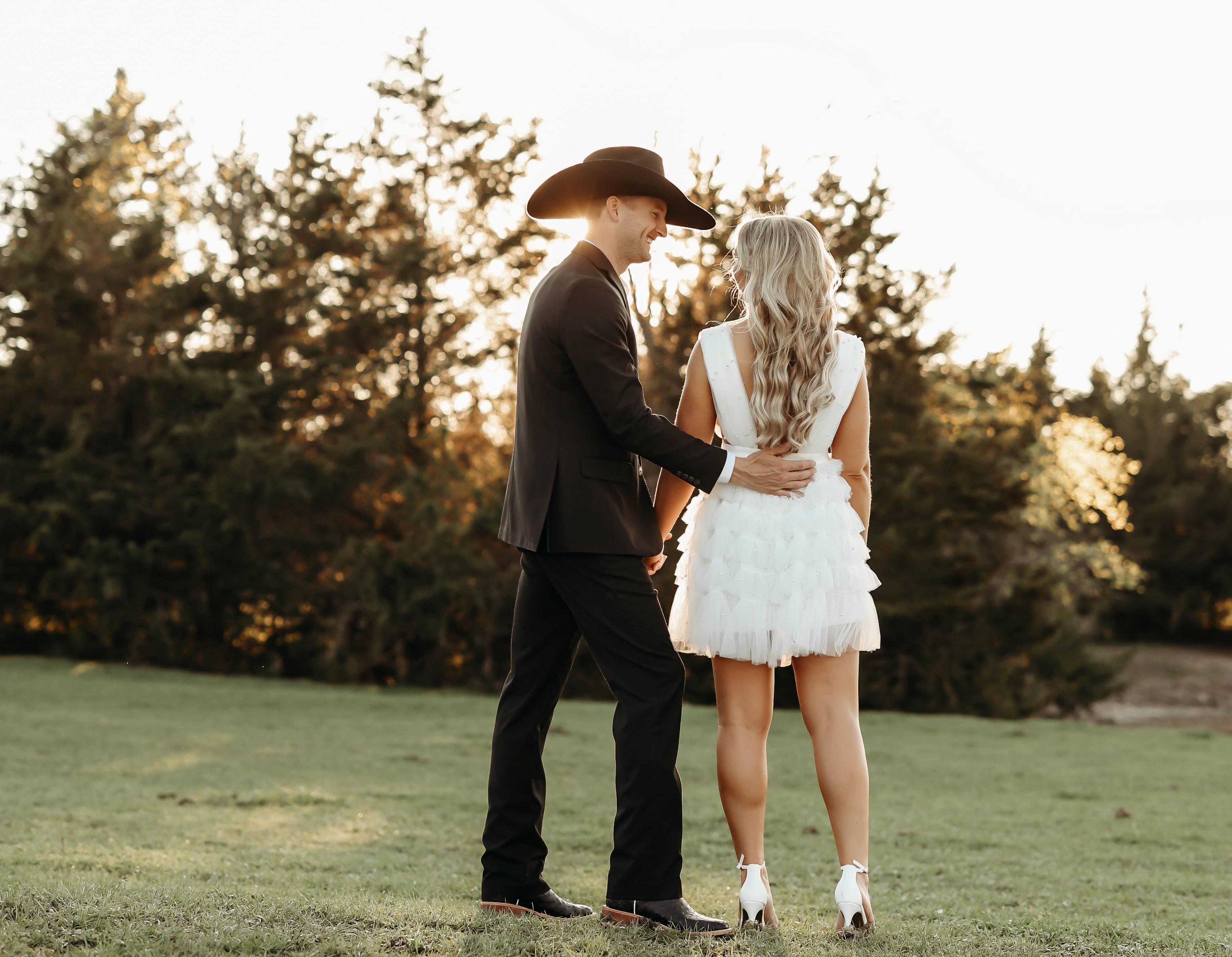 The Wedding Website of Mandy Drake and Ryan Woodruff